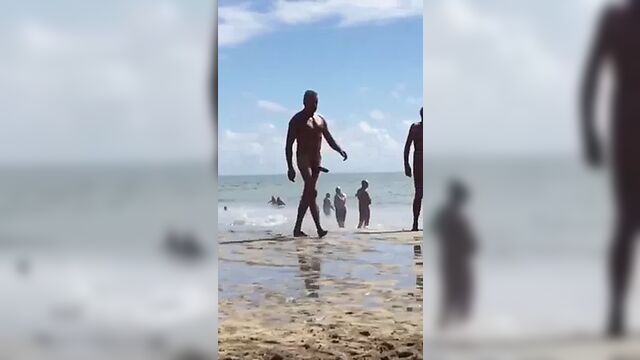 Str8 big dick on beach
