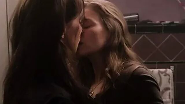 Katie Cassidy and Tracy Spiridakos - Kill for Me