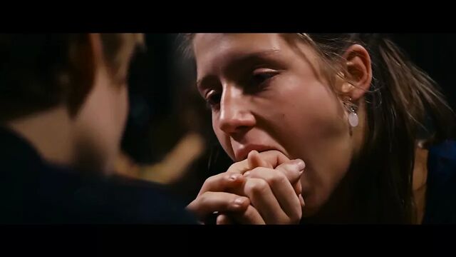 BLUE IS THE WARMEST COLOR, ADELE EXARCHOPOULOS SEX SCENES