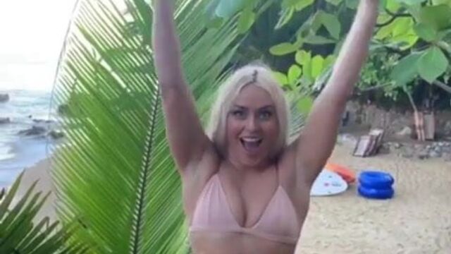 Lindsey Vonn in a bikini