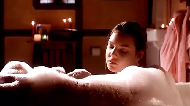 Katherine Heigl Nude Boobs In Bug Buster ScandalPlanet.Com