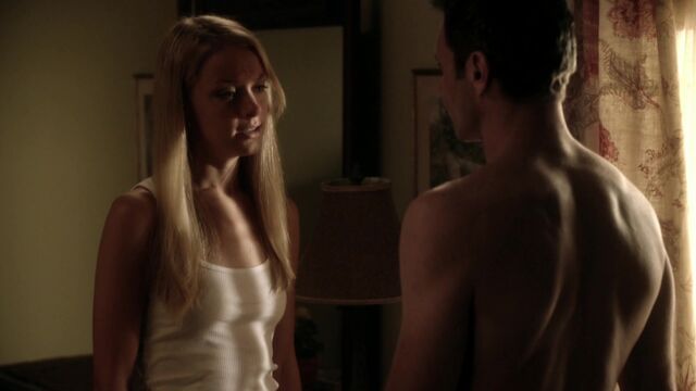 Rachel Skarsten Nude - Transporter The Series s01e03 (2012) HD 1080p