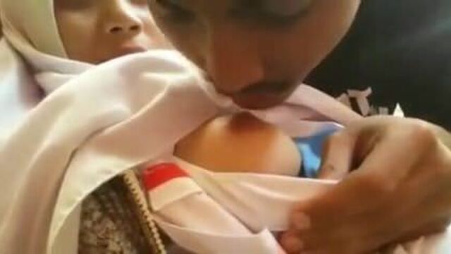 SMAN lagi gatal toket