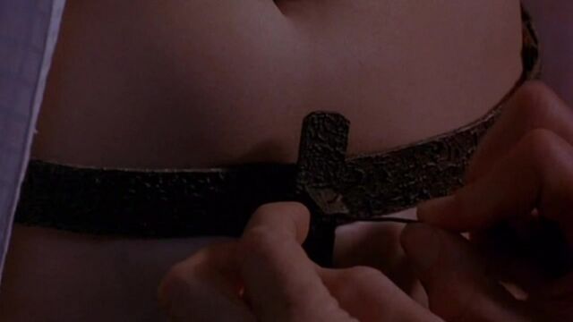Laila Robins Nude - The Blood Oranges (1997)