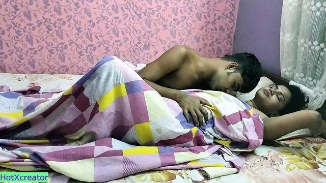 Midnight hot sex with big boobs bhabhi! Indian sex