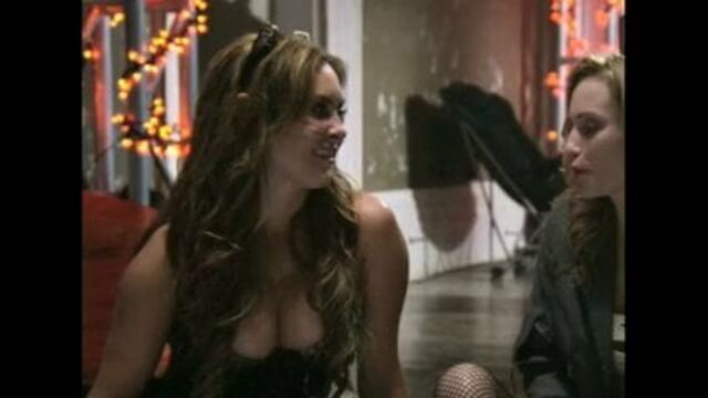 Bobbi Sue Luther - topless & lesbian