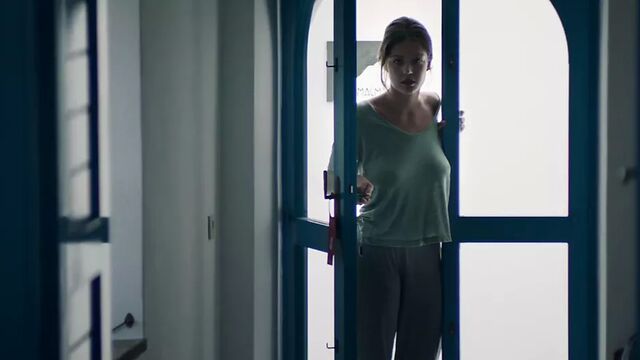 Virginie Efira Nue dans Sibyl (2019)