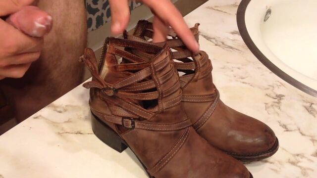 Fucking wifes Steve Madden Freebird grungy booties