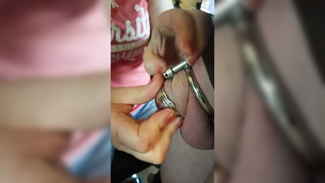 Lock up in small chastity device
