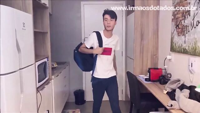 ID - Amigos de Quiarto - Roommates