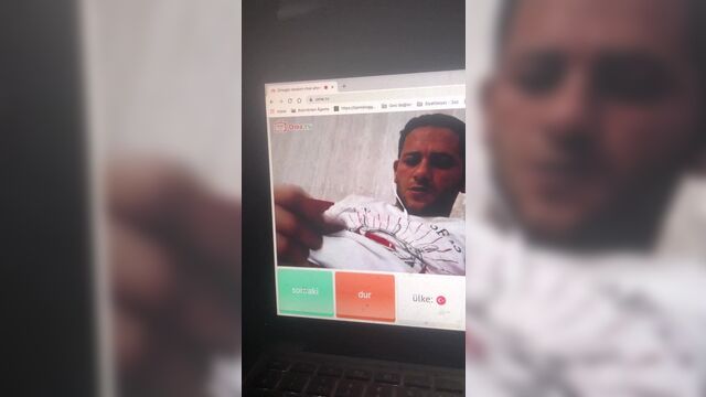 Turkish whores jerk off on OME TV