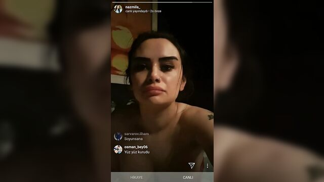 Naz mia frikik videosu meme ucu gorunuyor