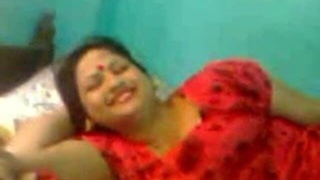 desi- horny bangla aunty