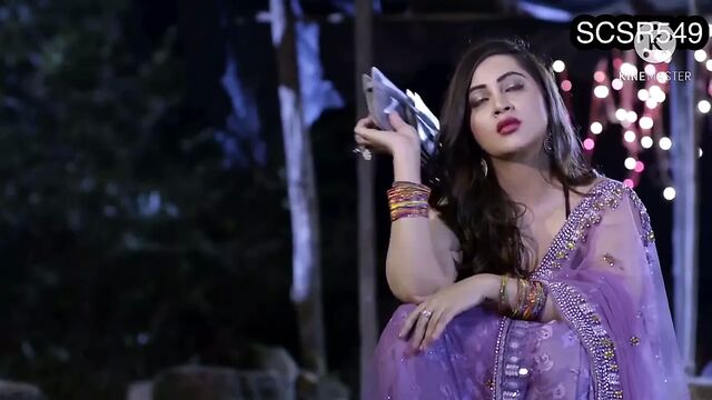 Hot and juicy desi bhabhi fucked by bf