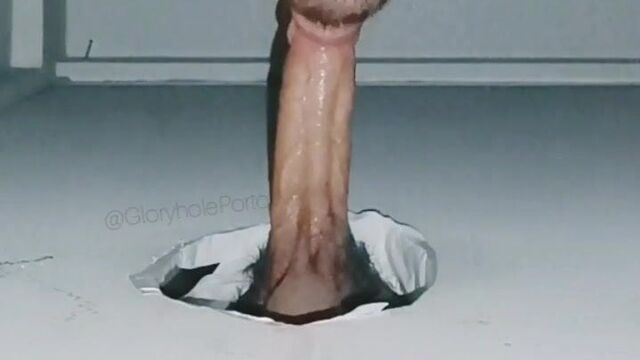 Maxo casado vem esvazia los no meu Gloryhole (Porto)
