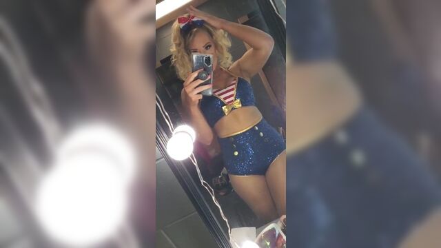 WWE - Lacey Evans sexy selfie in mirror, January 2021