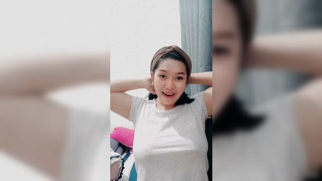 Mery safitri live ig tetek gede tanpa bra