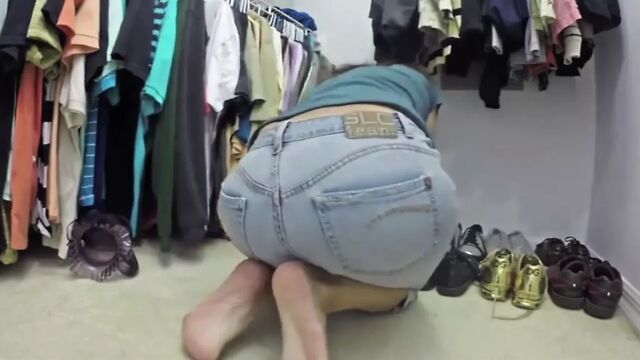 Trapped in a closet with a gassy girl