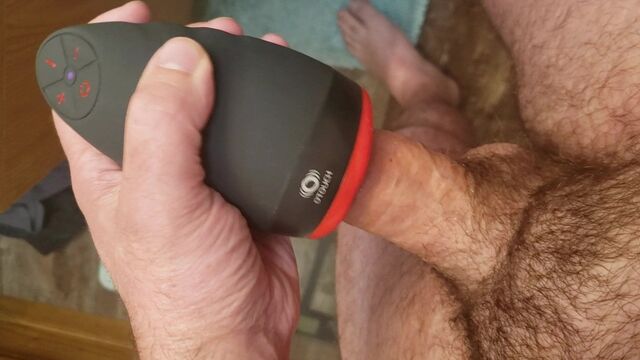 Trying out my new blowjob toy. It's amazing!