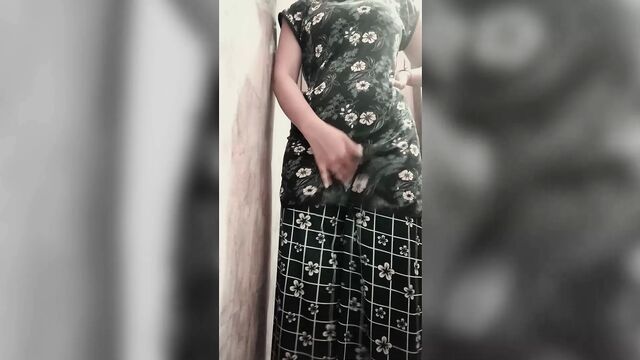 Part1 Hindi sex call dirty chat riya with her boyfriend indian desi girl