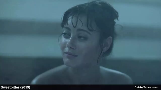 Ella Purnell topless and erotic scenes from movie