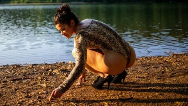 4K - Thong Bodysuit at the Beach