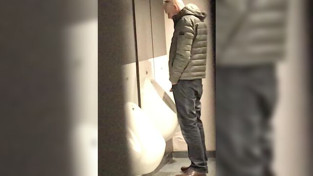 Spy piss