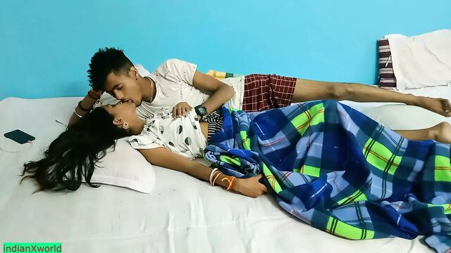 Indian hot teen girl amateur sex with classmate!