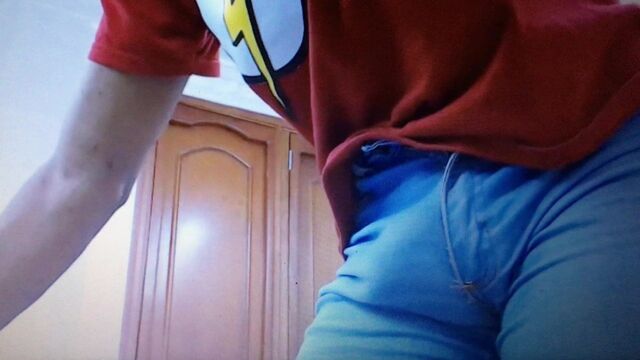 Latino with huge bulge freeballing in tight jeans