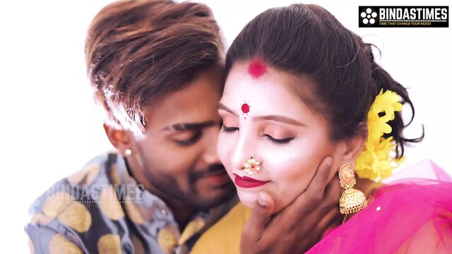 Desi Indian Bhabhi Suhagraat ki thukai pahli bar Hardcore Full Video