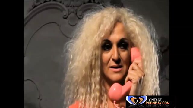 Milf and her guy find themselves alone vidz.vintagepornbay