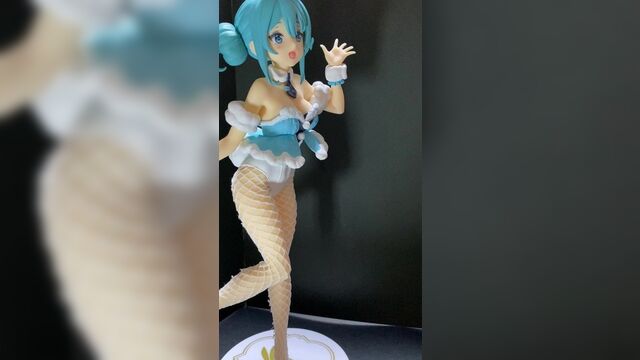 Figure bukkake hatsune miku white bunny 01