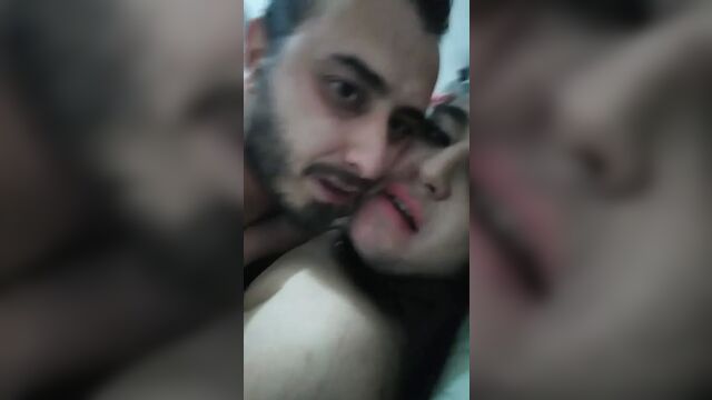 Amateur Turkish ibne zevkten uctu - Sesli