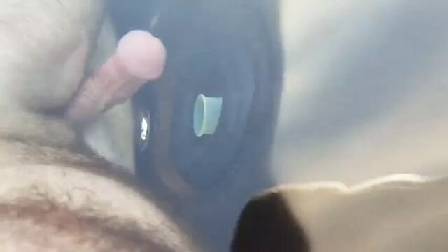 Hot tub jet hands free cum
