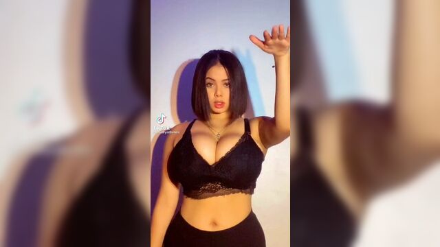 Huge juicy bobs