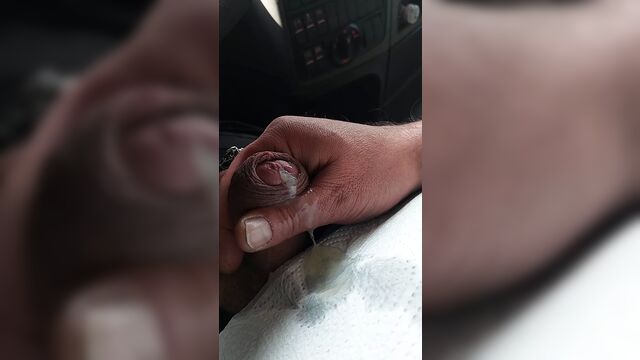Worm up cumshot