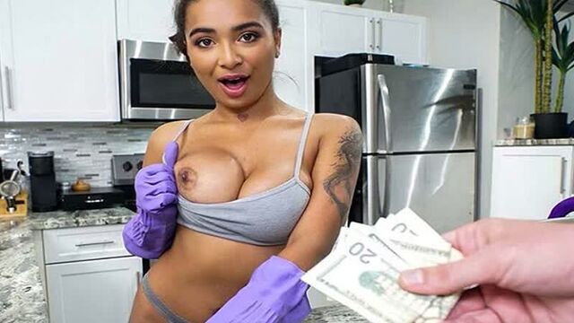 Даю 1000 долларов за твои отверстия