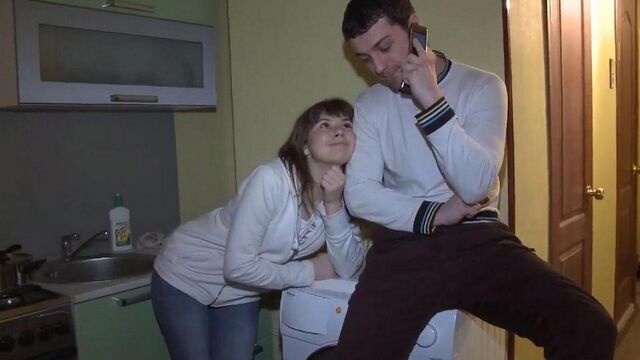 Жена трахается на глазах у мужа