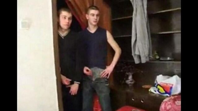 Групповой инцест с бабкой и друзьями внука