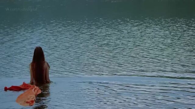Mallika Sherawat Nude - Hiss (2010) HD 1080p Watch Online