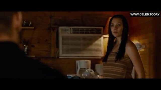 Elizabeth Olsen - Explicit Sex Scenes - Big Boobs Topless - Oldboy (2013)