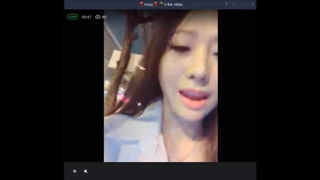 น้องแอม แอบโชว์ข้างถนน ให้คนจรจัดเห็น