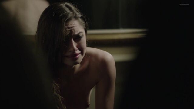Matilde Gioli Nude - Un Posto Sicuro (2016) [HD 1080p WEB-DL]