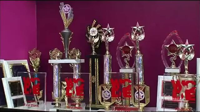 Dance Moms s2e09 [Topless Showgirls] (запрещенный выпуск)