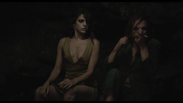 Eva Mendes Nude - Holy Motors (2012) HD 1080p Watch Online / Ева Мендес - Корпорация «Святые моторы»