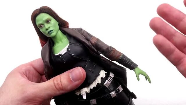 Hot Toys MMS483: Guardians of the Galaxy Vol. 2 – Gamora 1/6