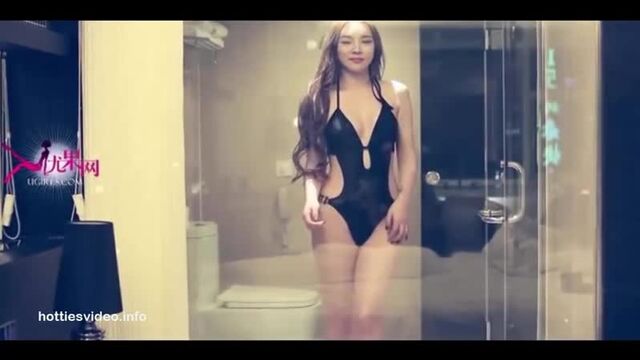 Ugirls PERFECT BODY PHOTOSHOT VIDEO