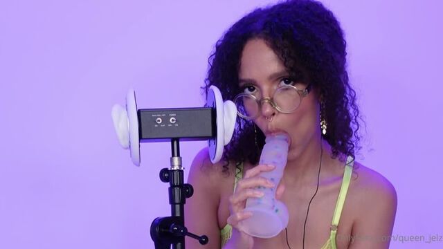 Jelzy ASMR aka Queen Jelz - Dildo JOI (OnlyFans)