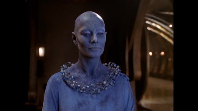 Virginia Hey Nude - Farscape s01e04 (1999) HD 720p