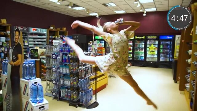SLs DANCE MOMS BRYNN RUMFALLO ROCKS THE 10 MINUTE PHOTO CHALLENGE (plus an awesome g